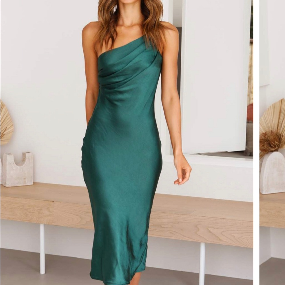 Medium Satin Open-back One Shoulder Midi Dress